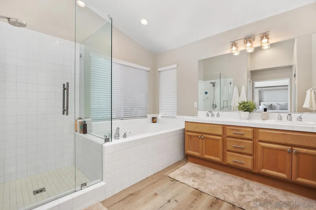 7829 Sitio Calmar