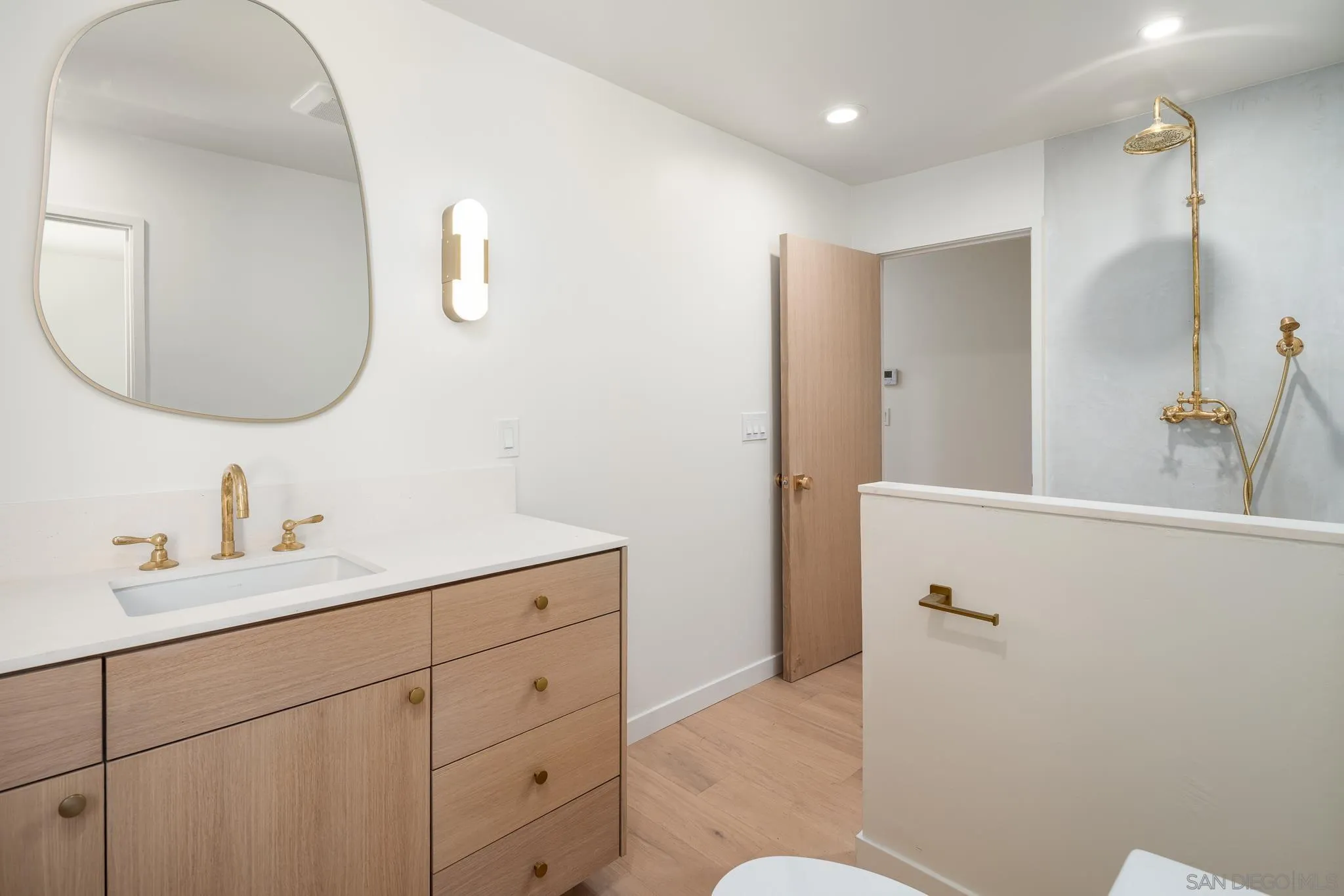 16902 Via De Santa Fe Unit Unit 7