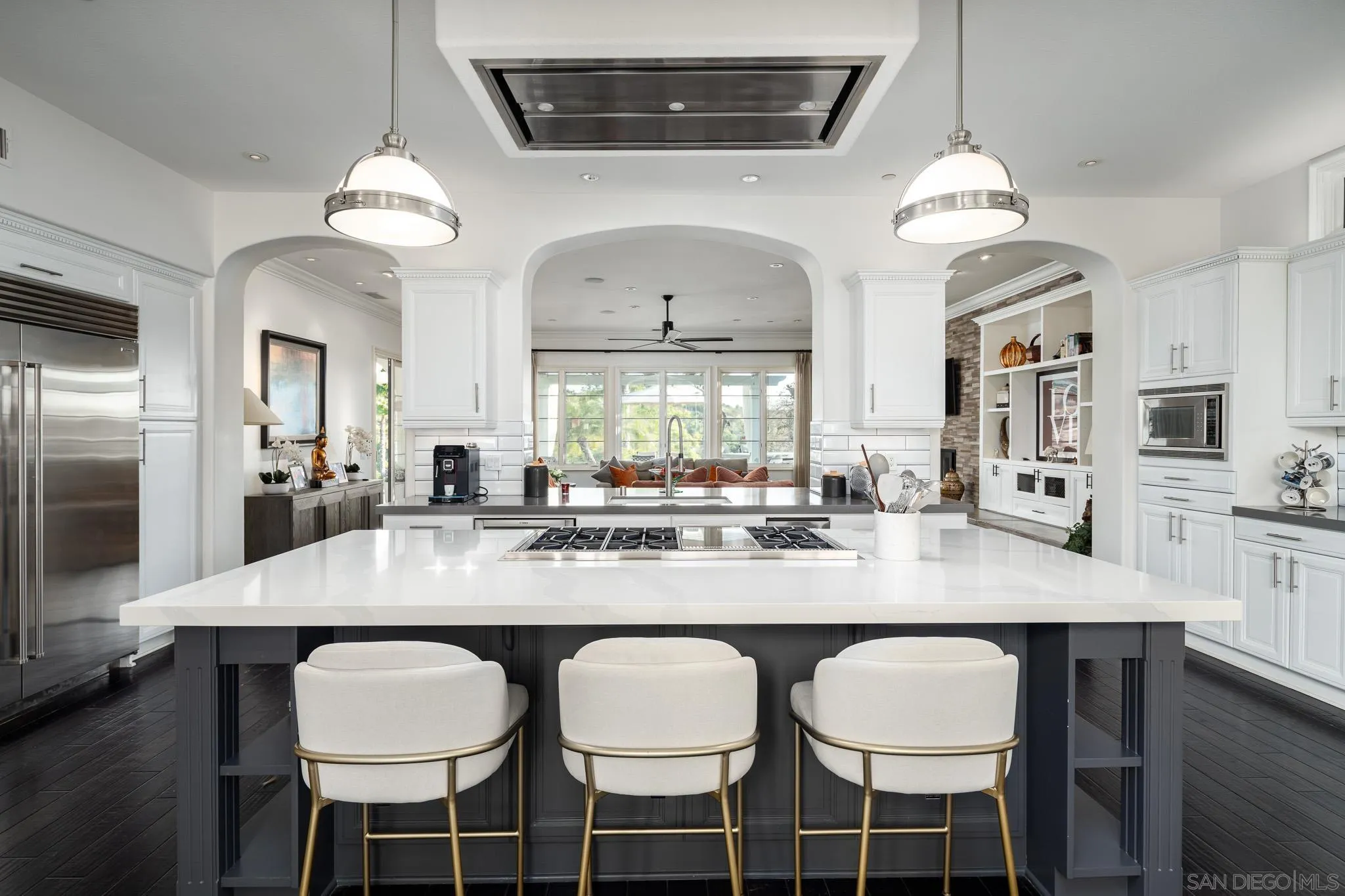 6171 Avenida Del Duque