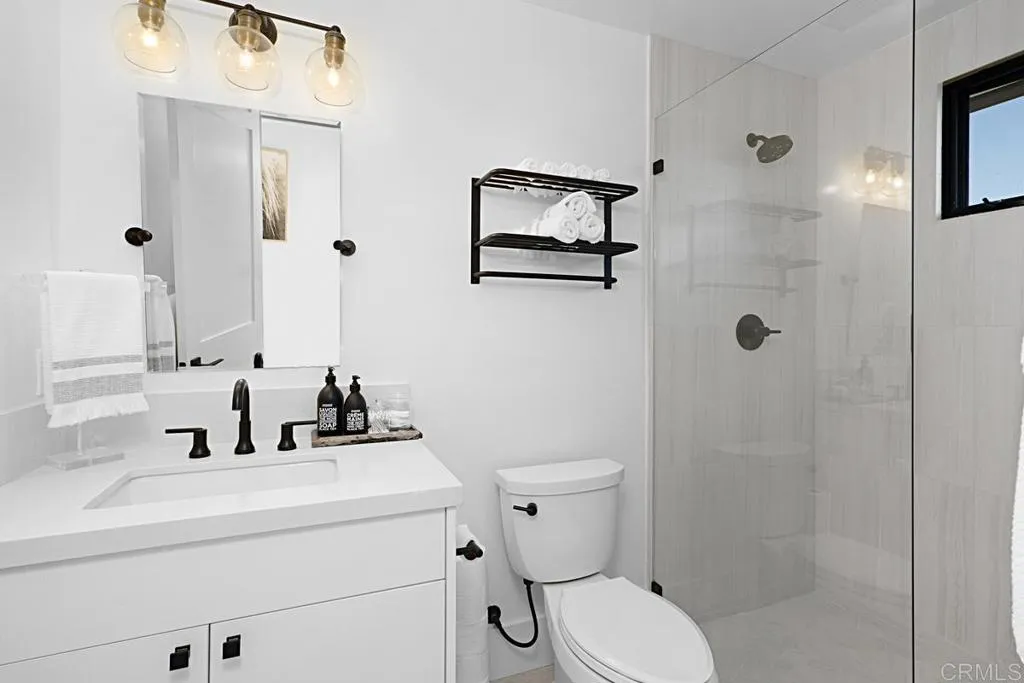 5508 Avenida Maravillas