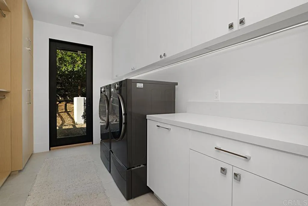 5508 Avenida Maravillas