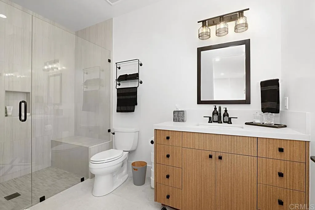 5508 Avenida Maravillas