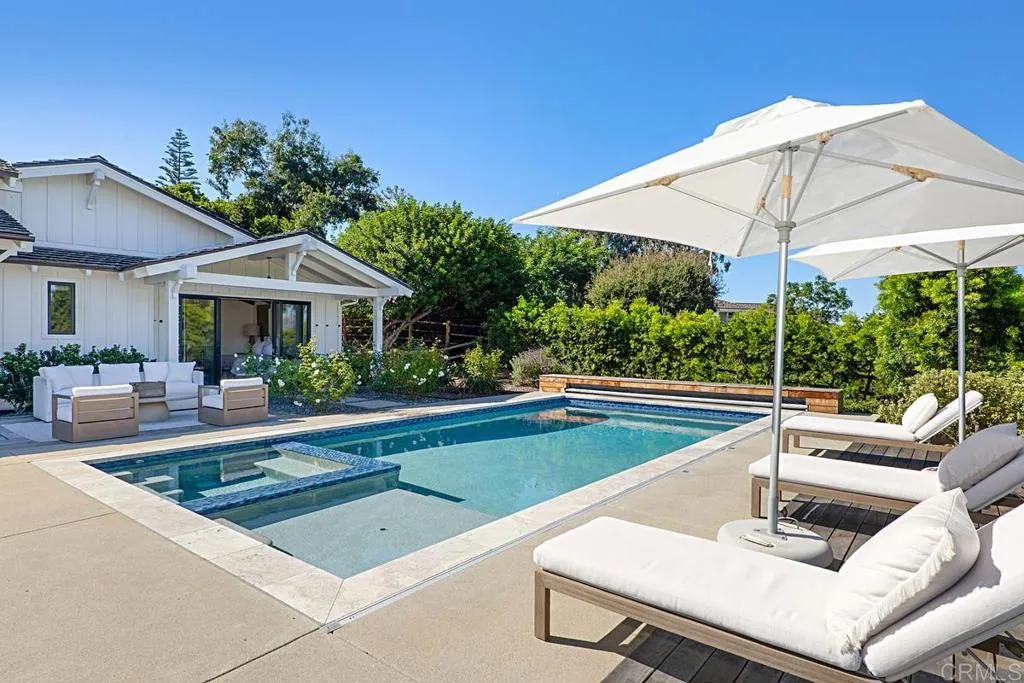 5508 Avenida Maravillas