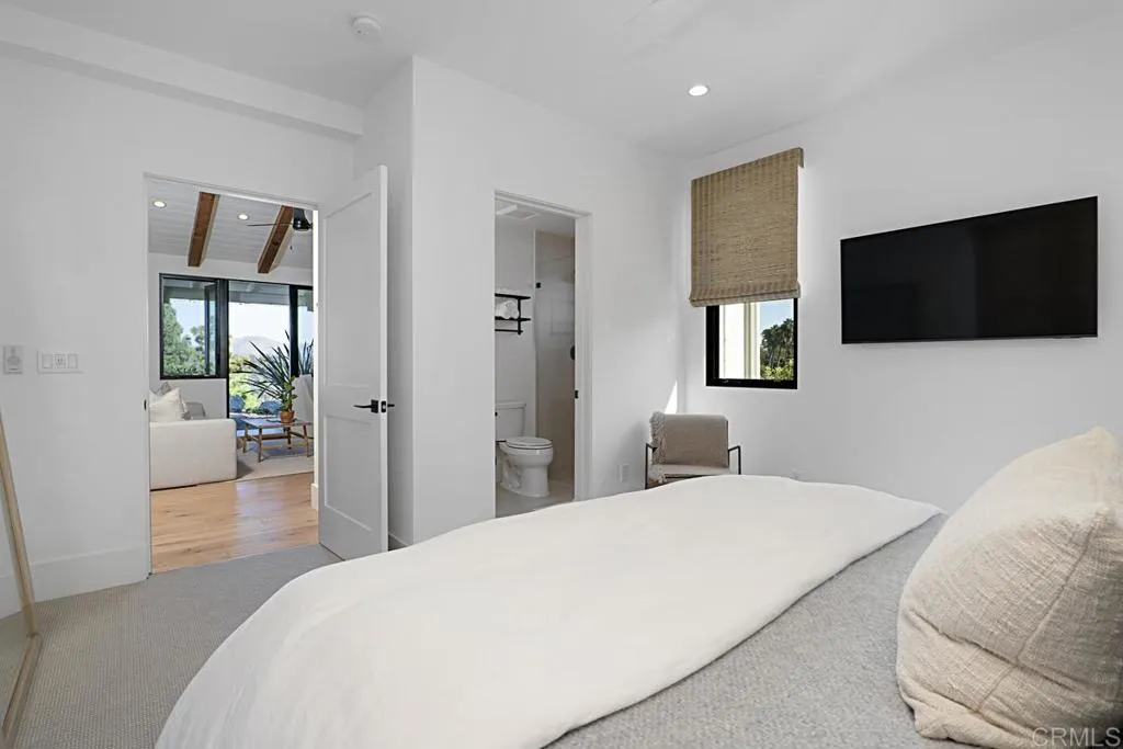 5508 Avenida Maravillas