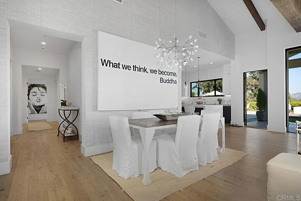 5508 Avenida Maravillas