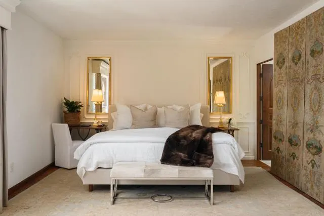 4946 Linea Del Cielo