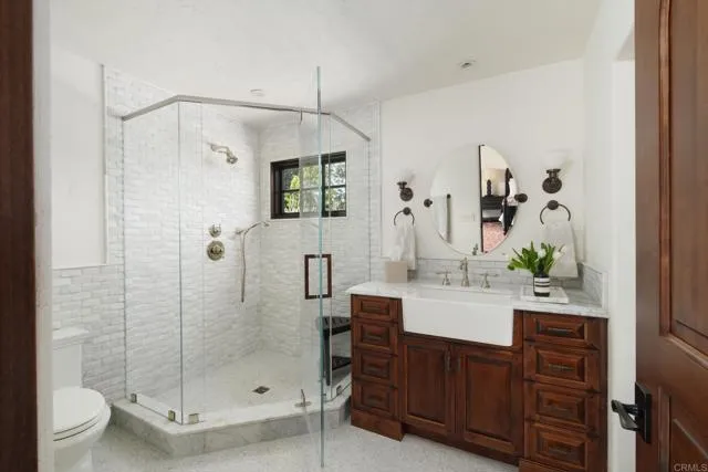 4946 Linea Del Cielo