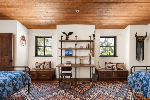 4946 Linea Del Cielo