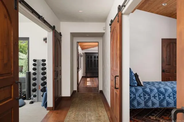 4946 Linea Del Cielo