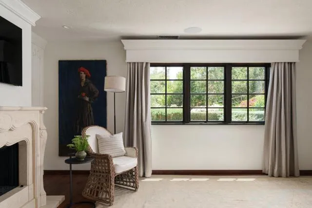 4946 Linea Del Cielo