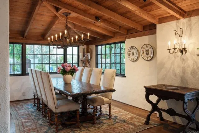 4946 Linea Del Cielo