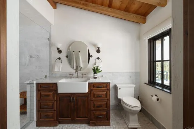 4946 Linea Del Cielo