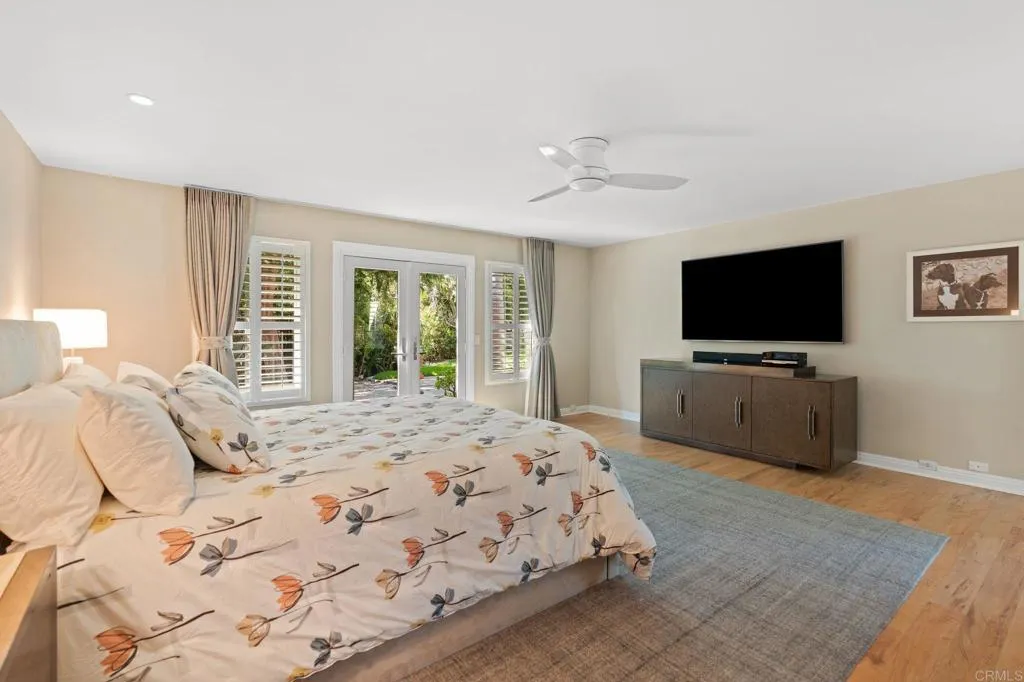 1229 Caminito Graciela