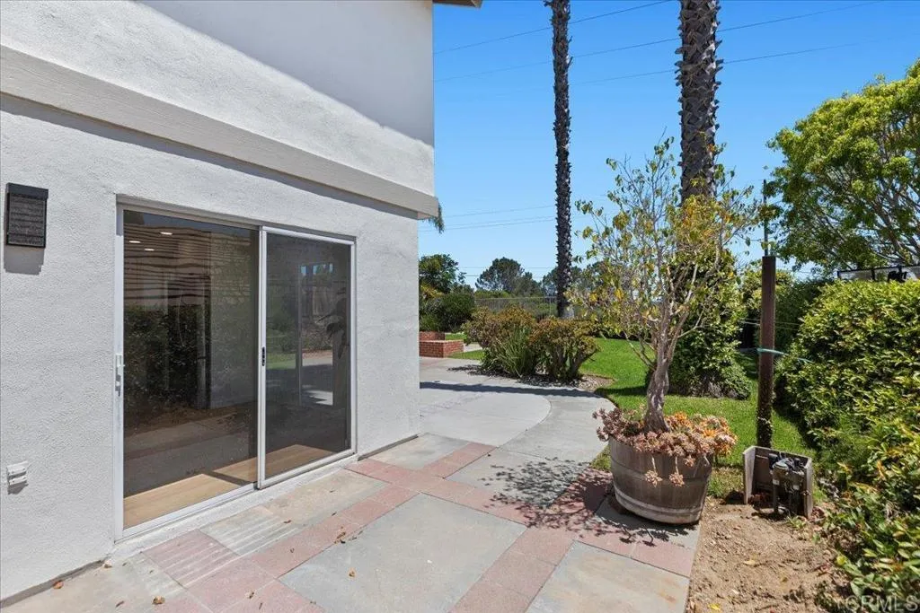 1916 Rosewood Street