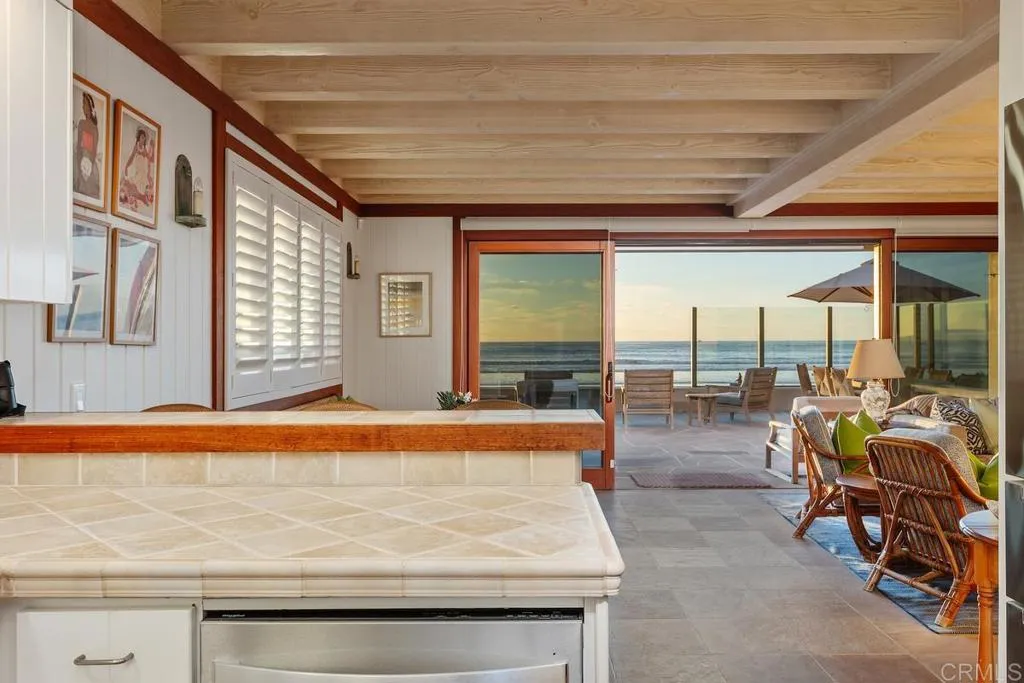 2008 Ocean Front