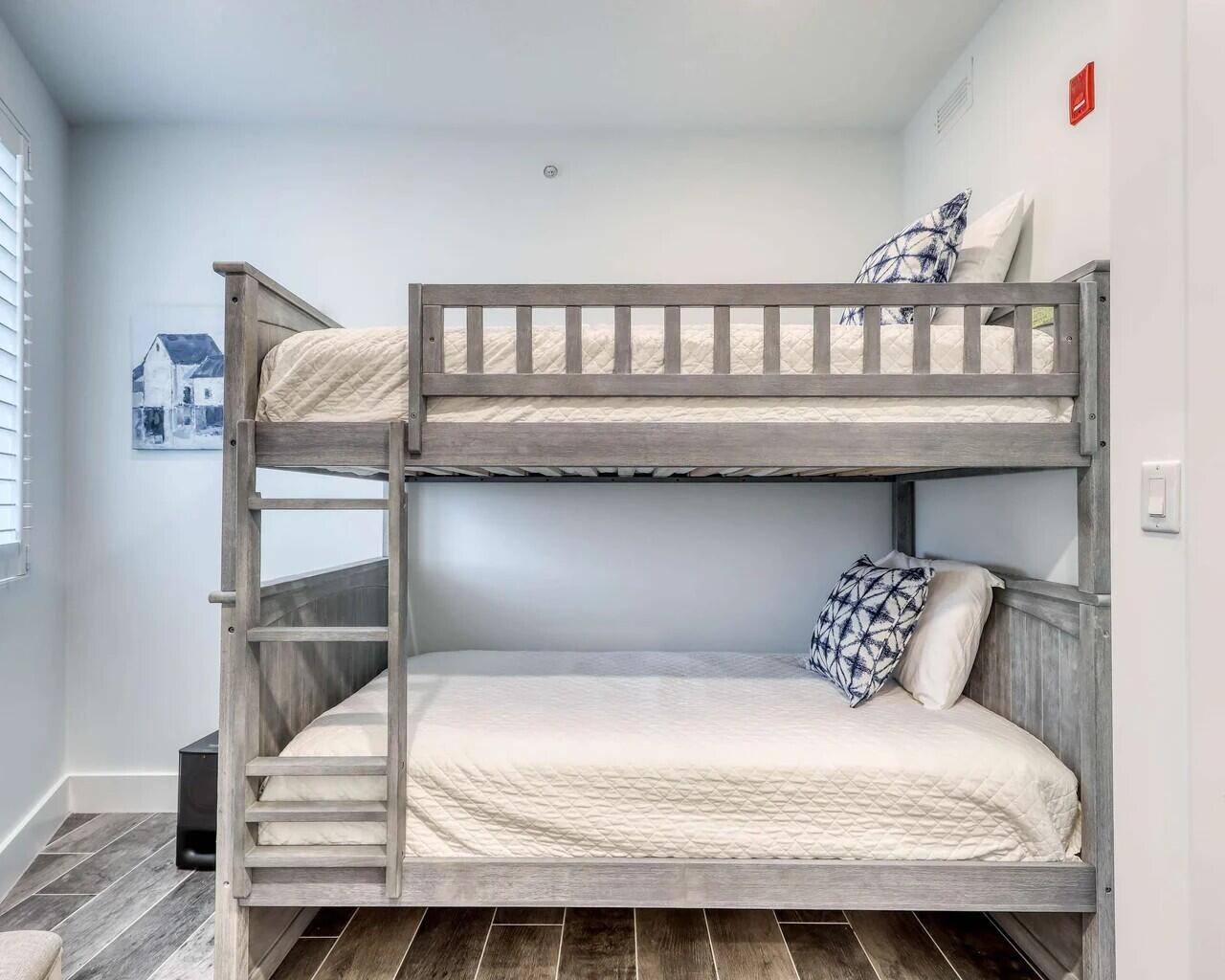 858 Scallop Court UNIT 101