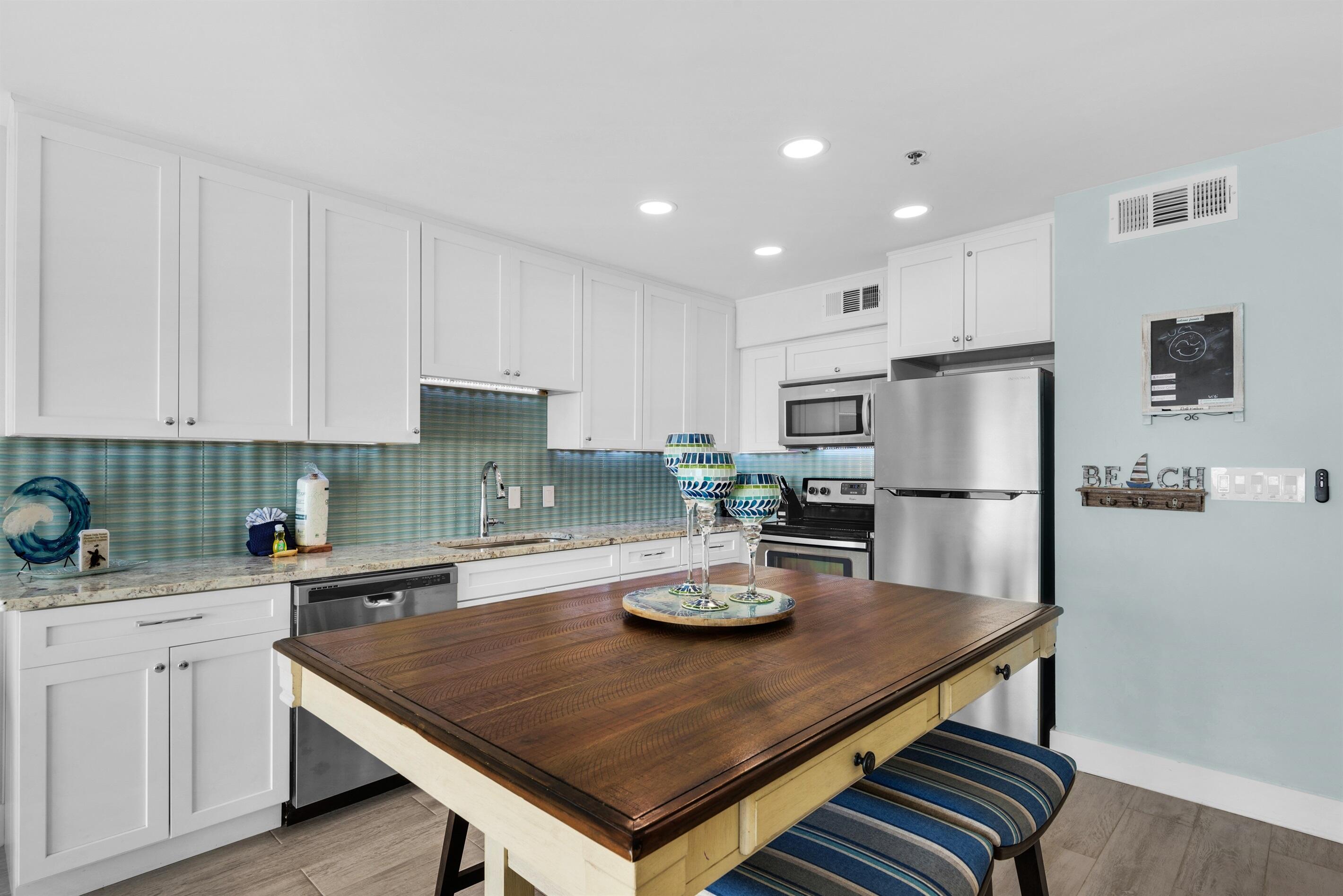 3290 E Scenic Highway 98 105B