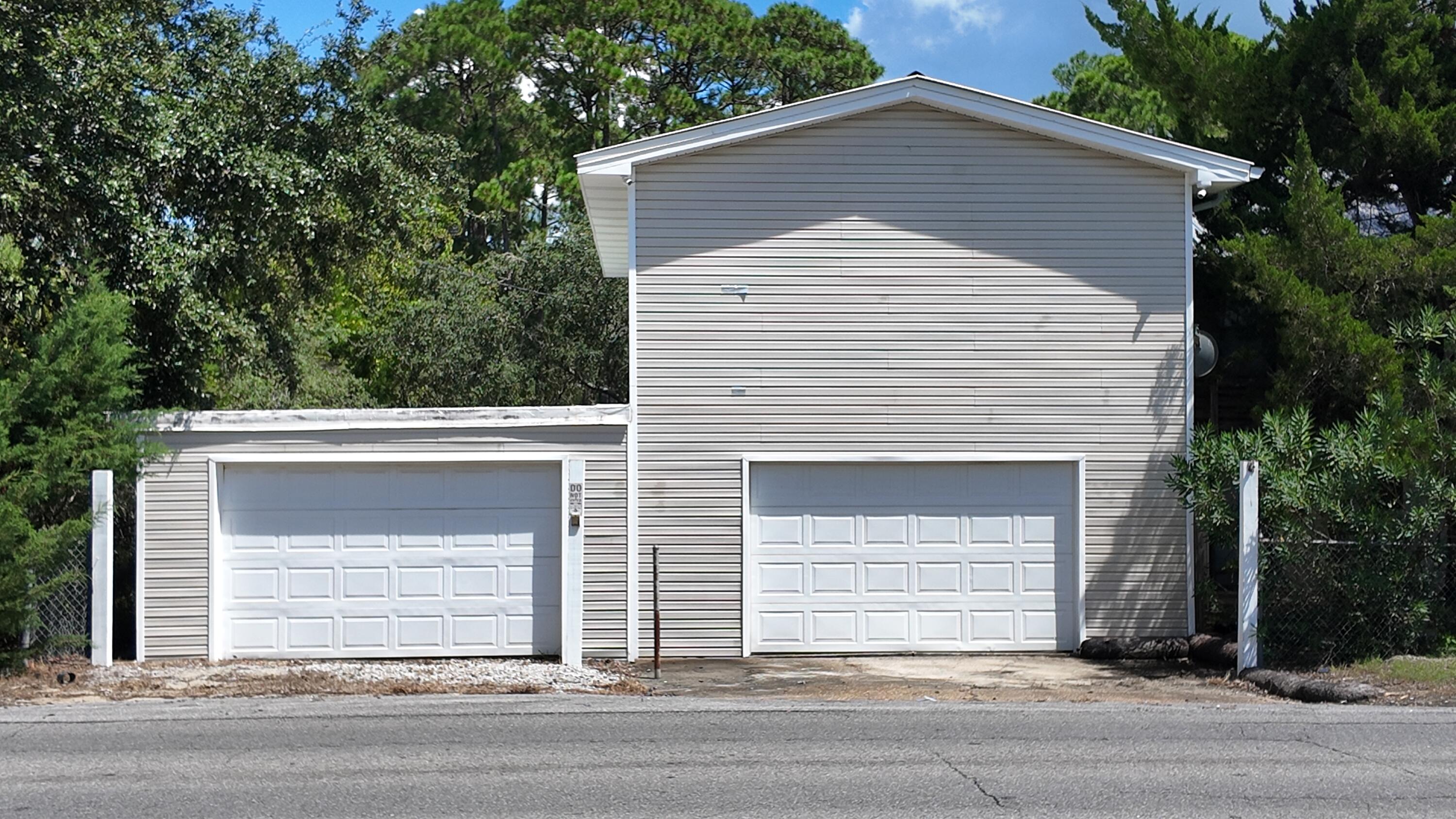 Multiple 5 Properties-Country Club Dr 13,14,29,30,40
