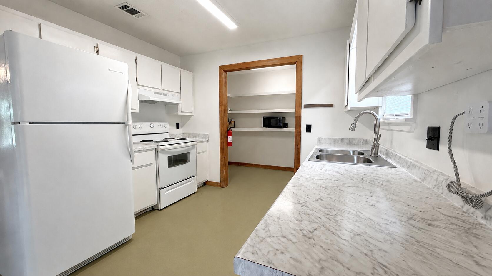 Multiple 5 Properties-Country Club Dr 13,14,29,30,40