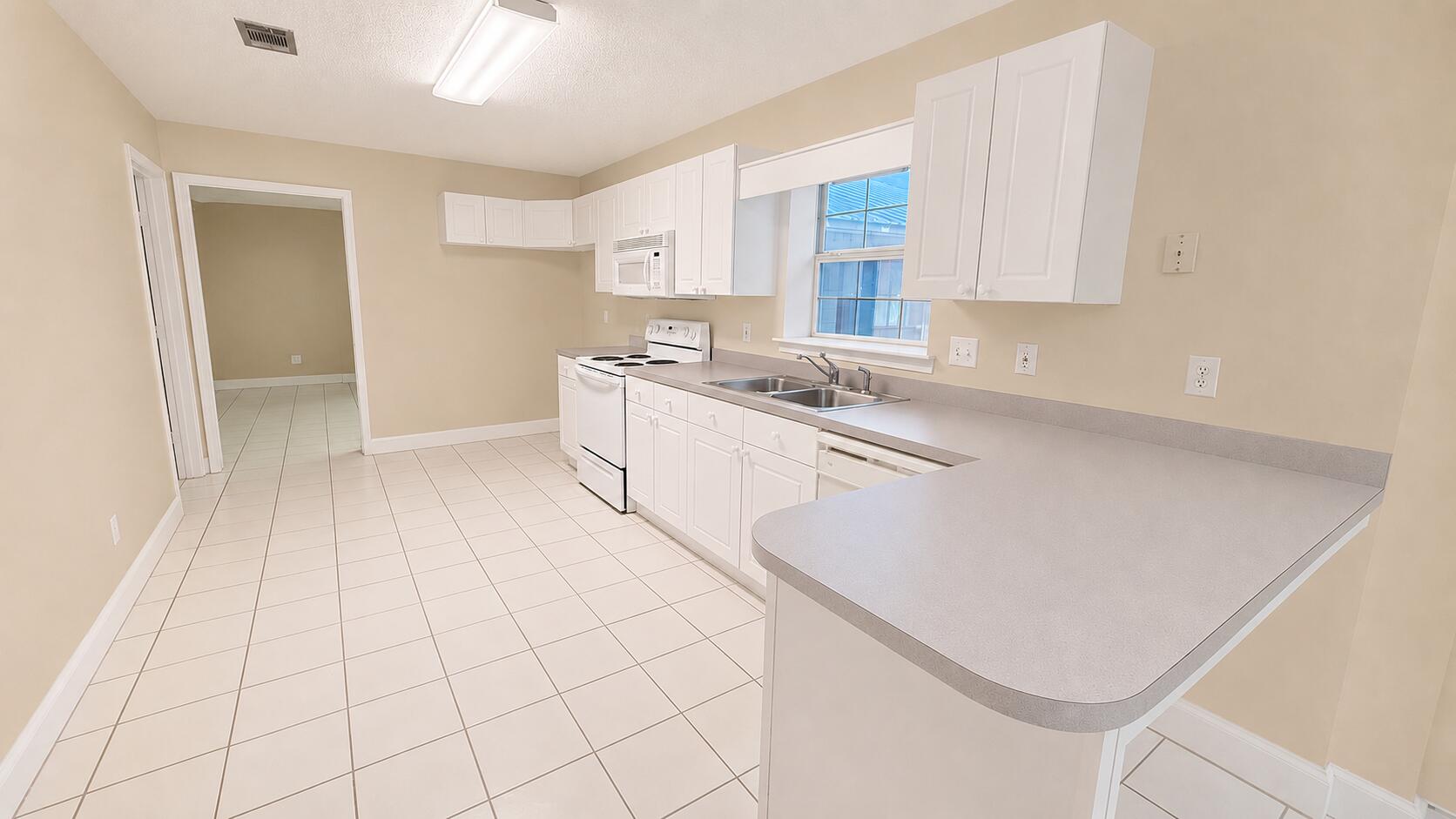 Multiple 5 Properties-Country Club Dr 13,14,29,30,40