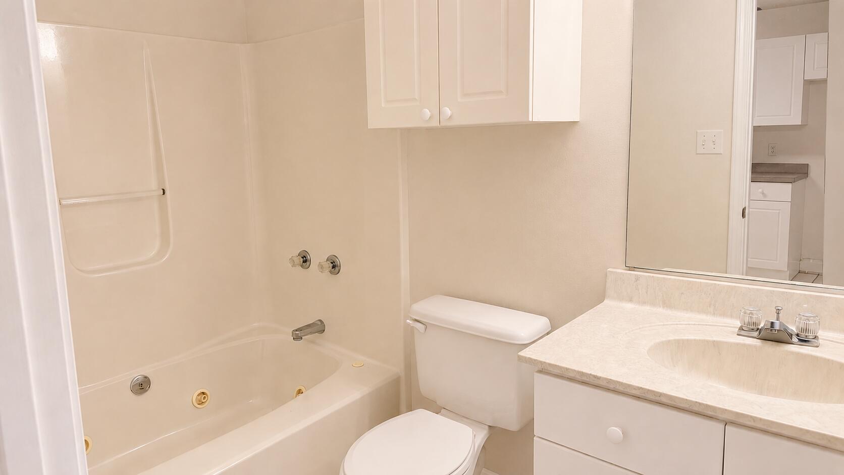 Multiple 5 Properties-Country Club Dr 13,14,29,30,40