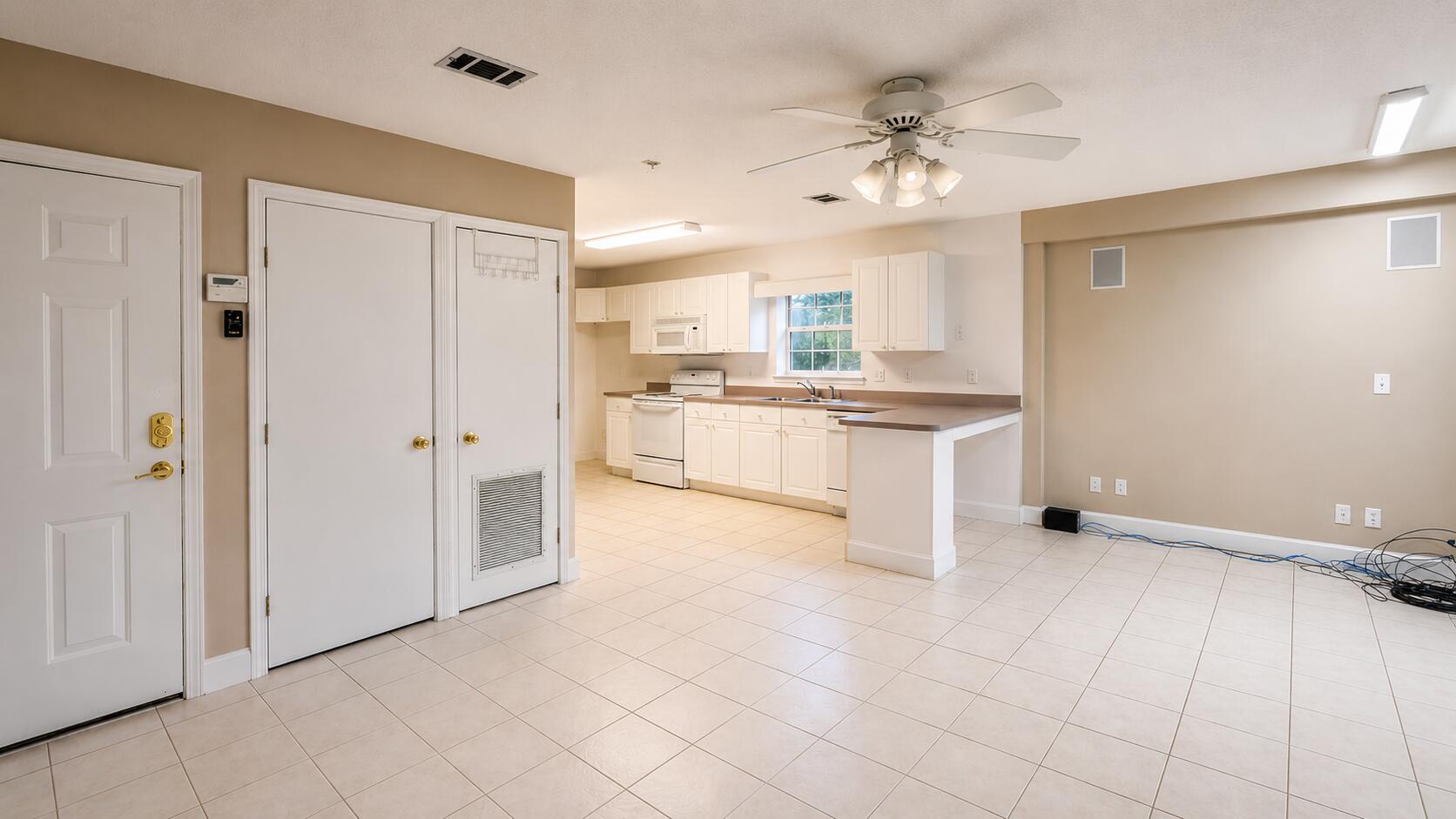 Multiple 5 Properties-Country Club Dr 13,14,29,30,40