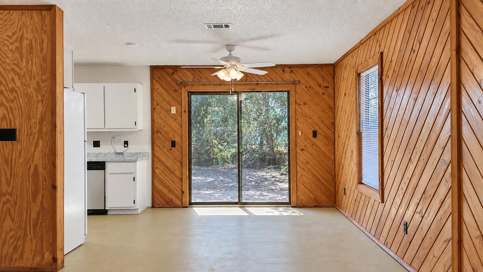 40 Country Club Drive