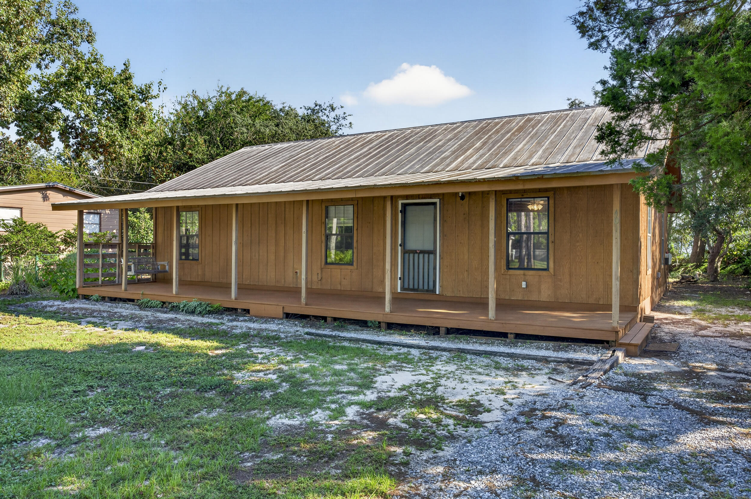 40 Country Club Drive