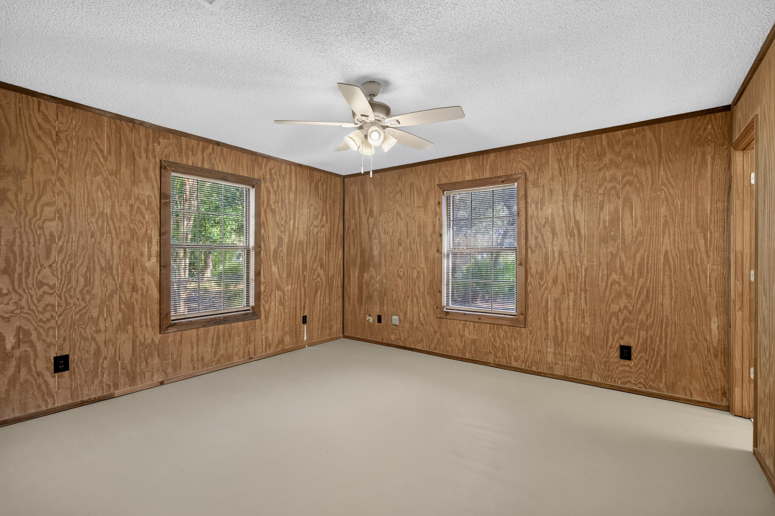 40 Country Club Drive
