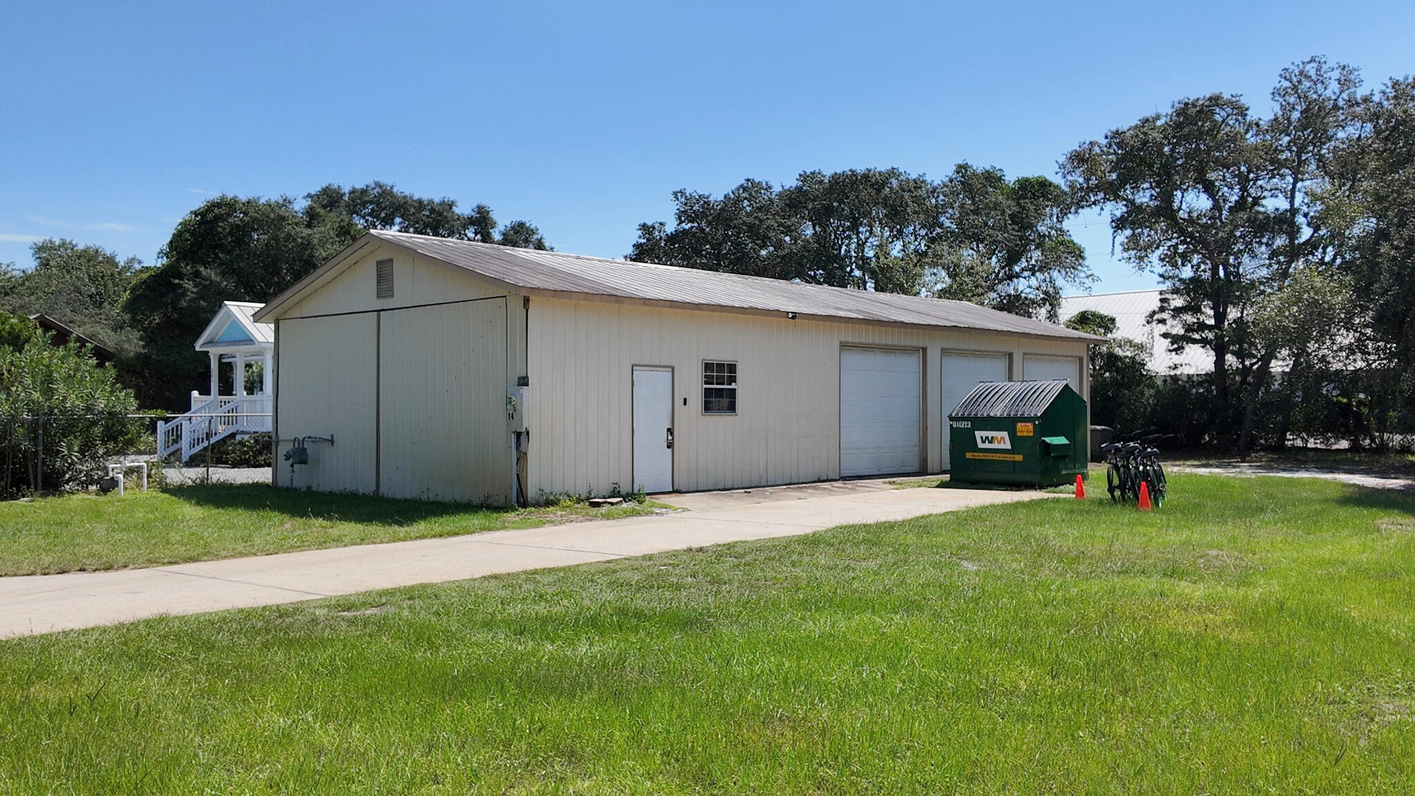 14 Country Club Drive