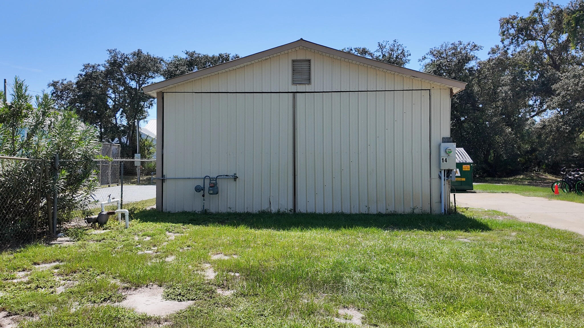 14 Country Club Drive