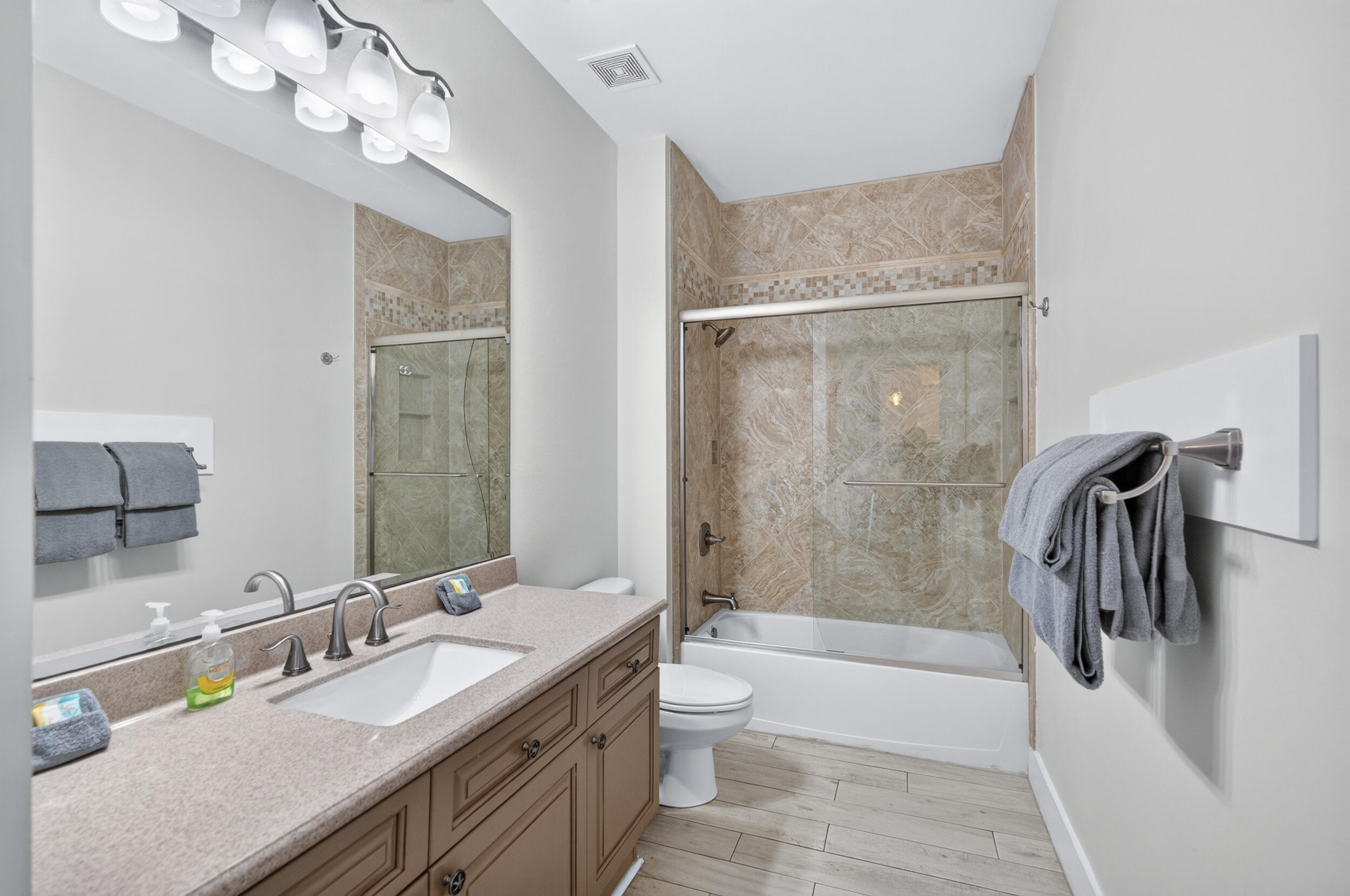 1952 Scenic Gulf Drive 107
