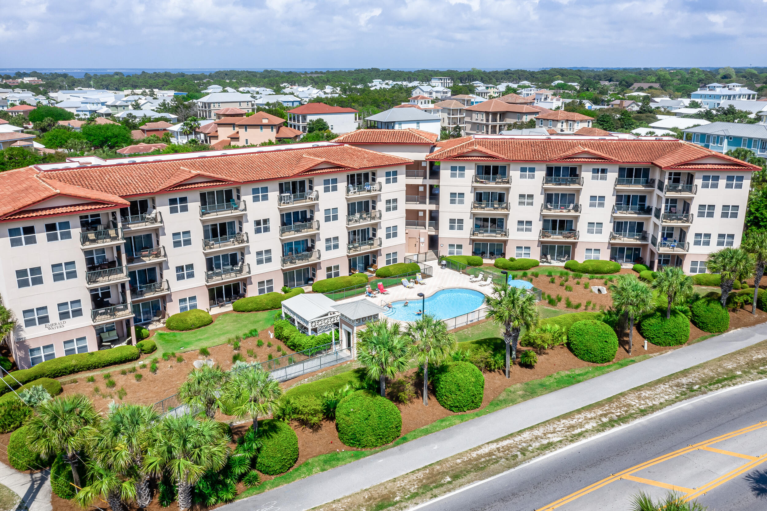 1952 Scenic Gulf Drive 107