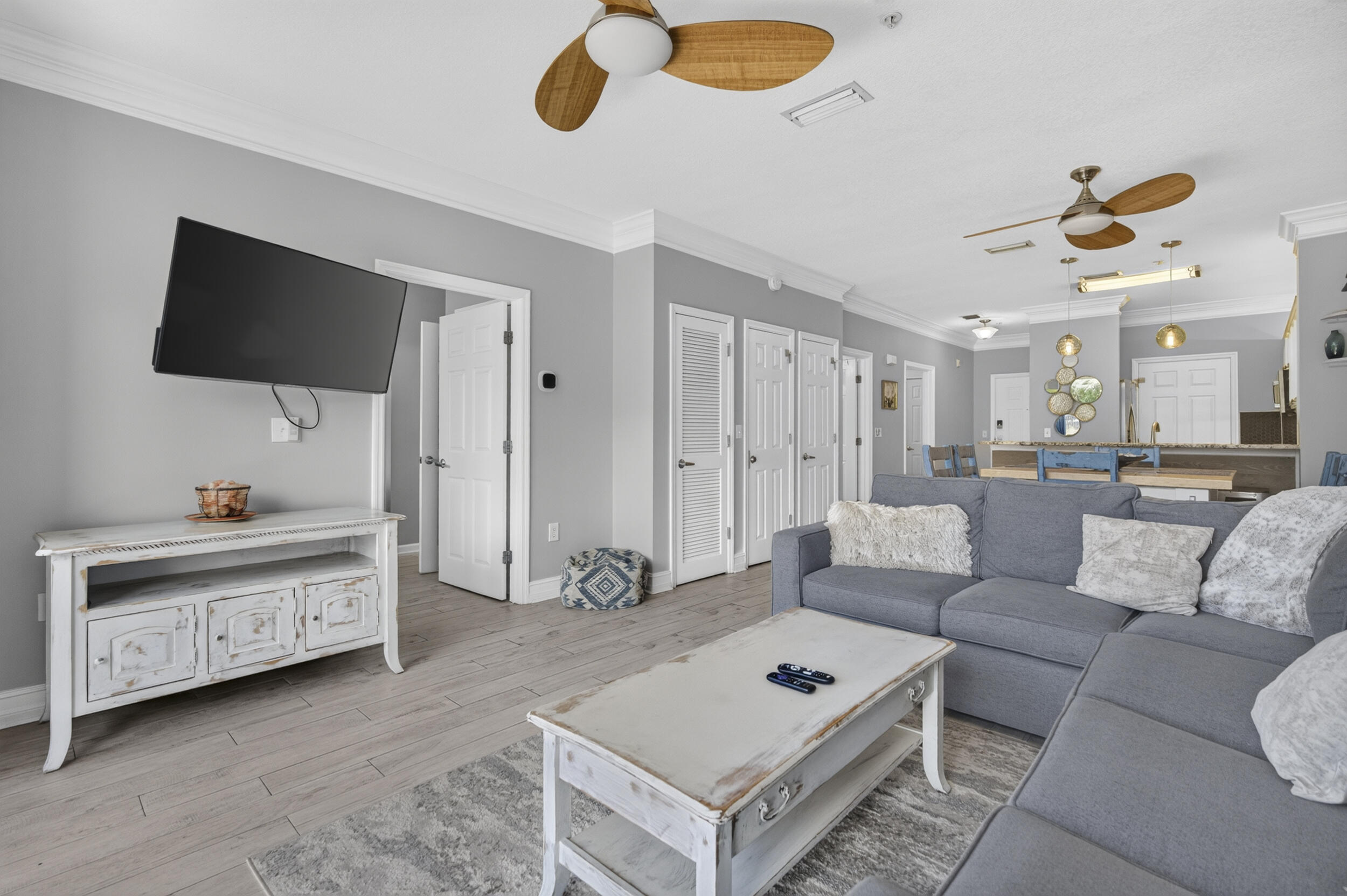1952 Scenic Gulf Drive 107