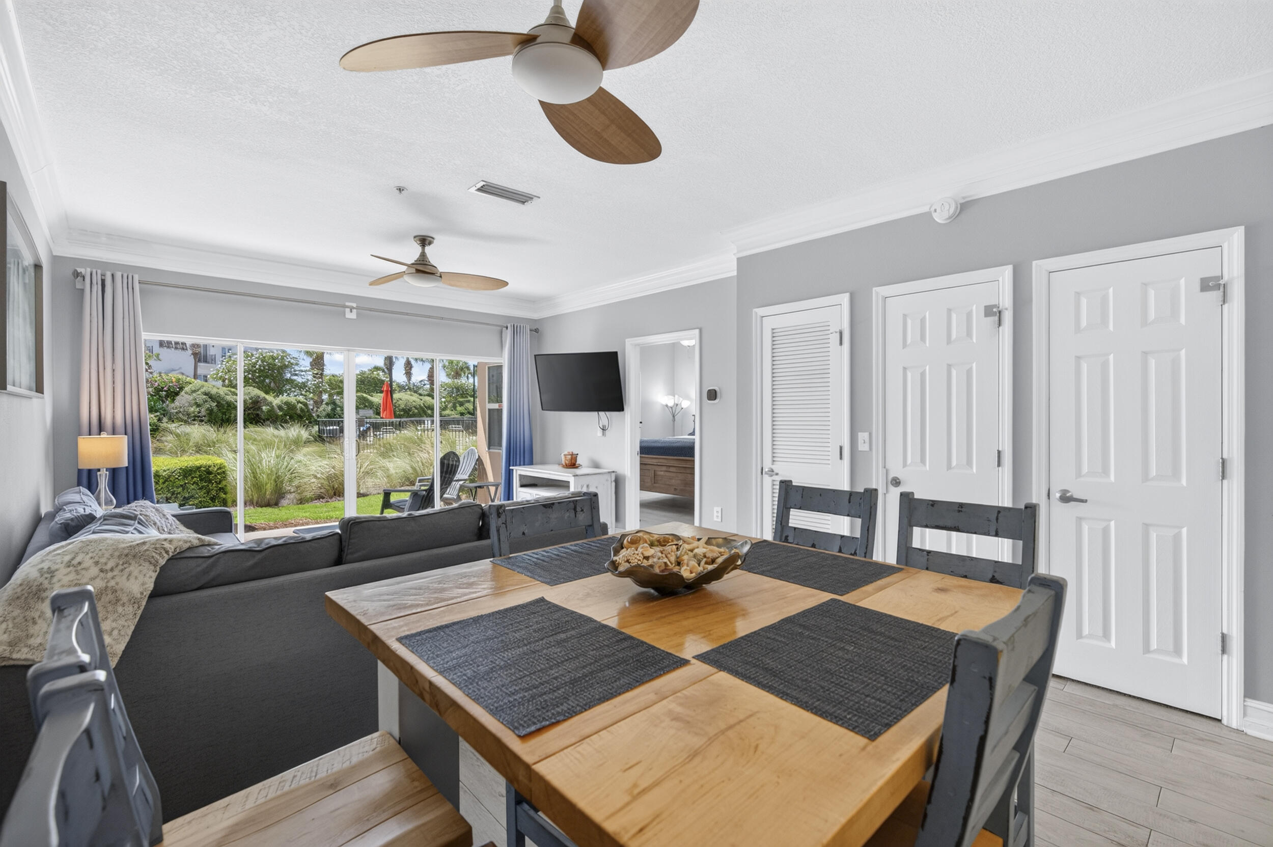 1952 Scenic Gulf Drive 107
