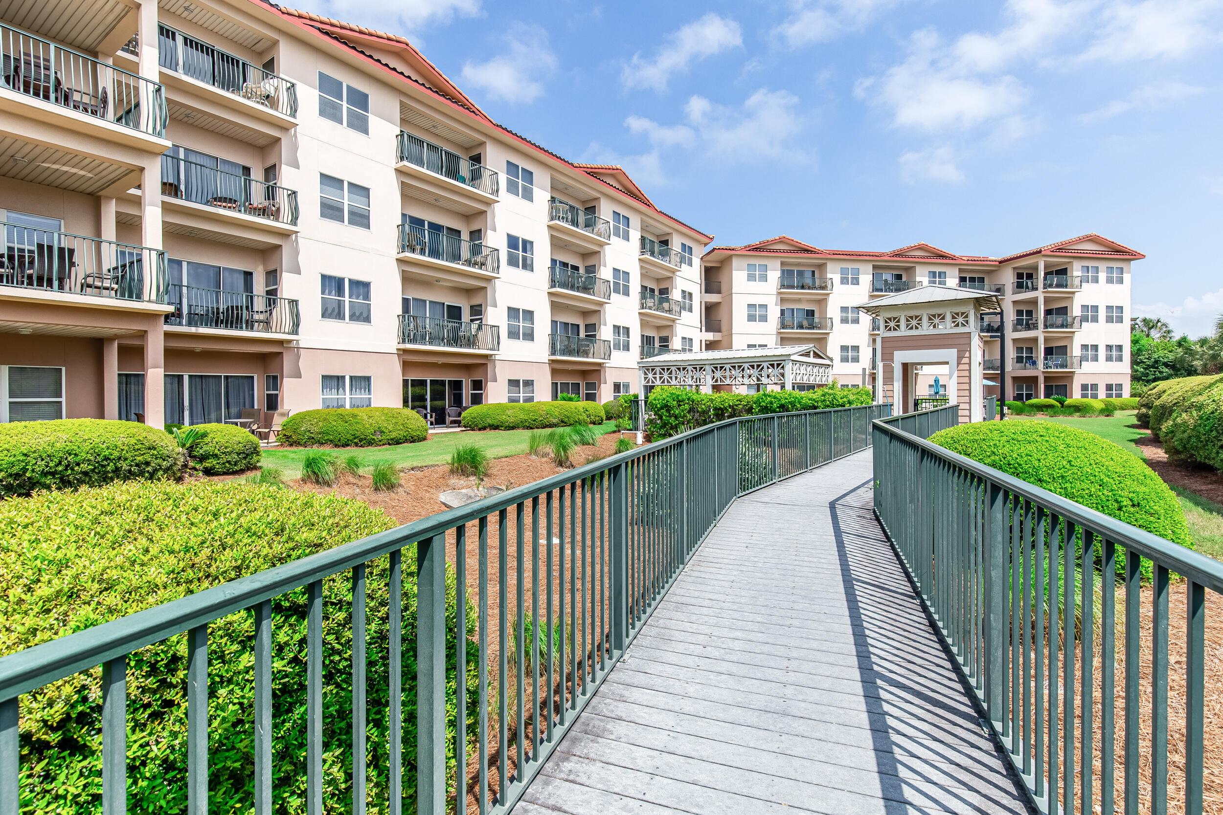 1952 Scenic Gulf Drive 107