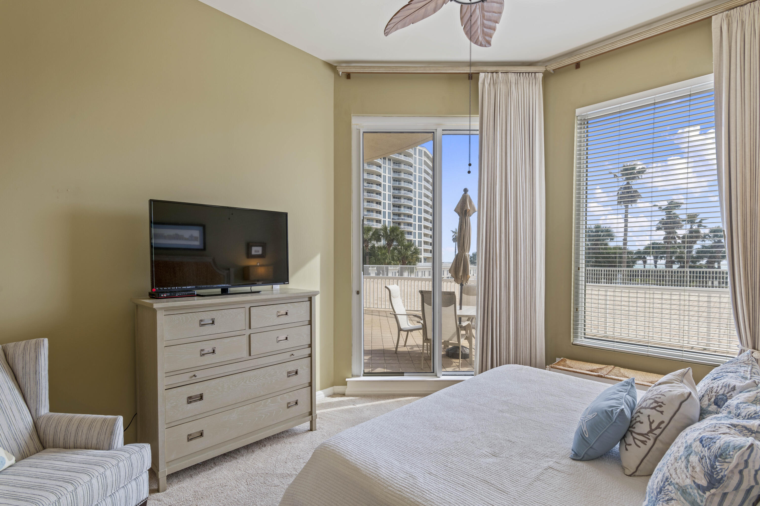 15200 Emerald Coast Parkway, UNIT 202
