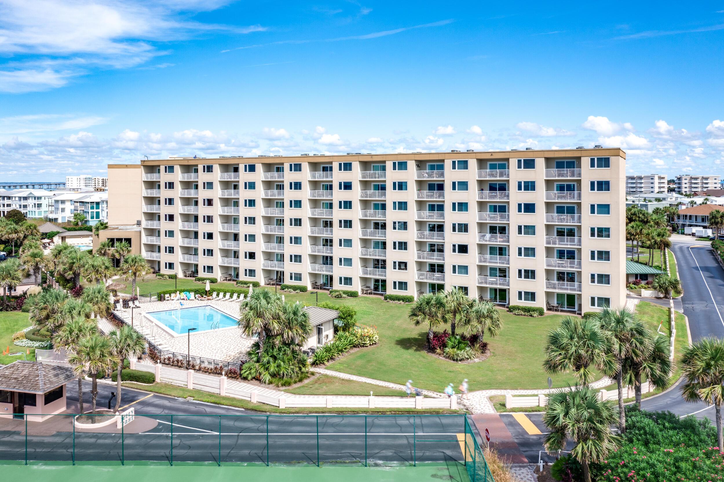 502 Gulf Shore Drive, 307