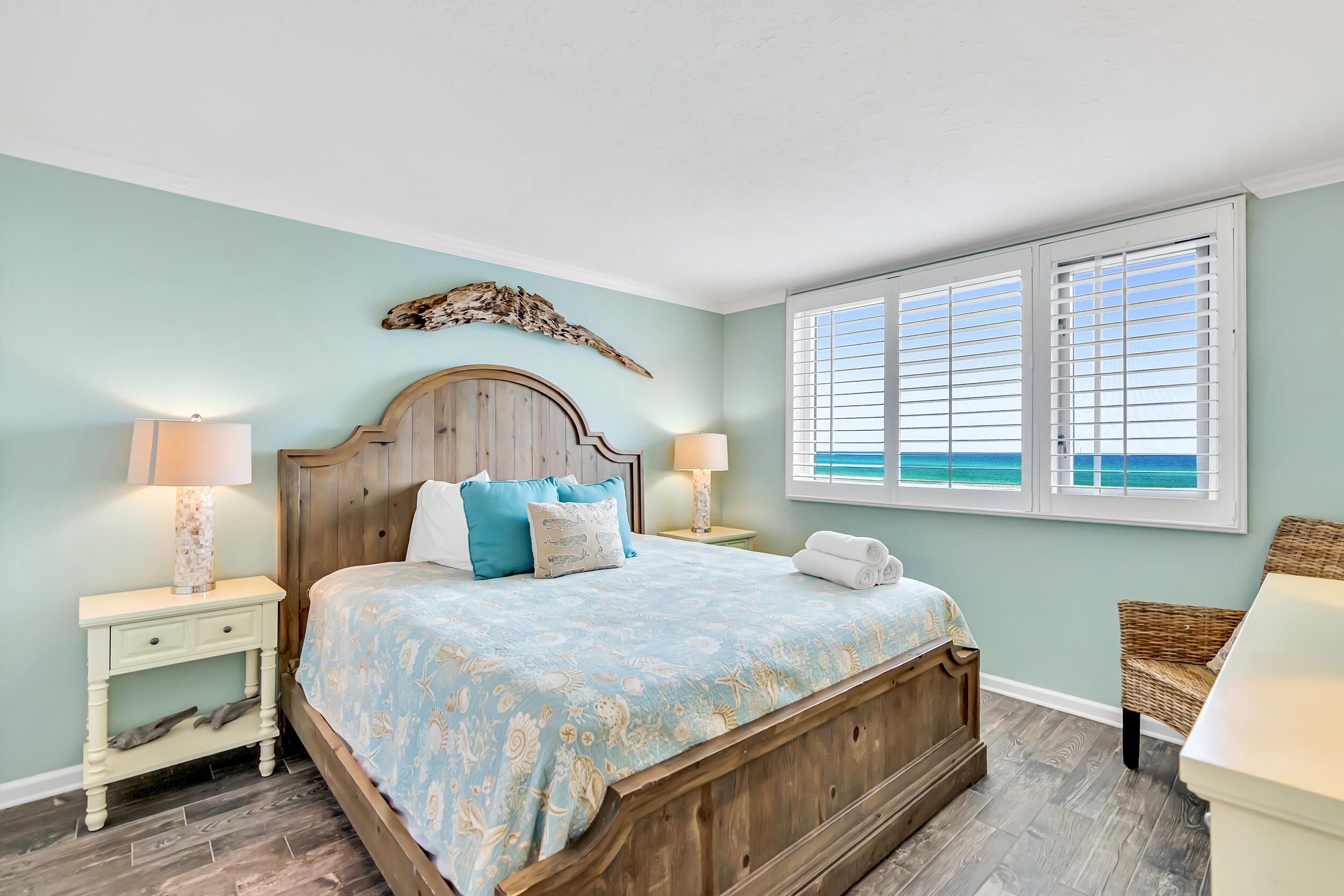502 Gulf Shore Drive, 307
