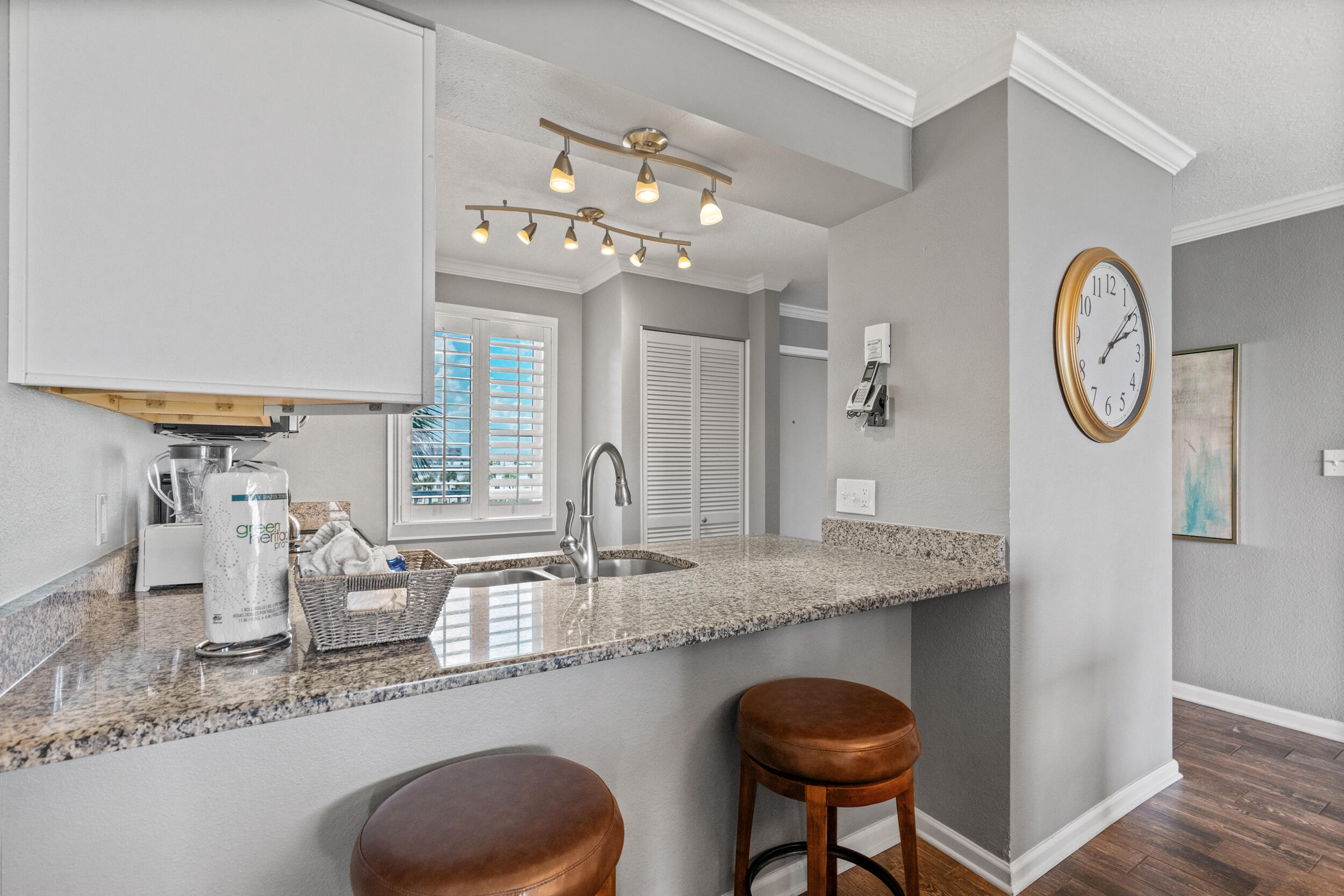 502 Gulf Shore Drive, 408