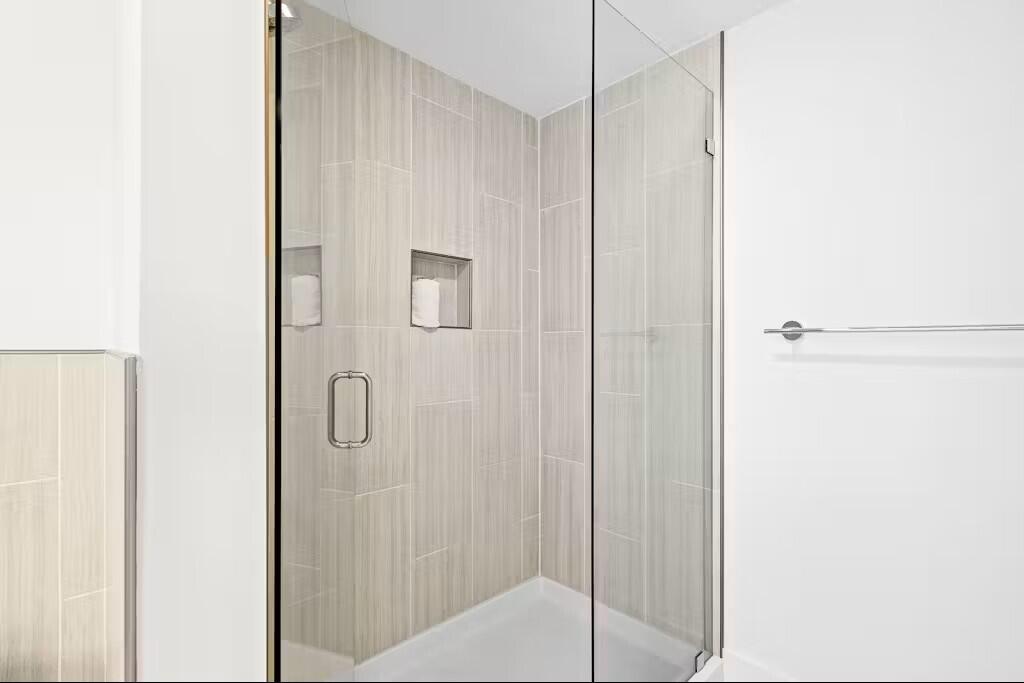 858 Scallop Court UNIT 204