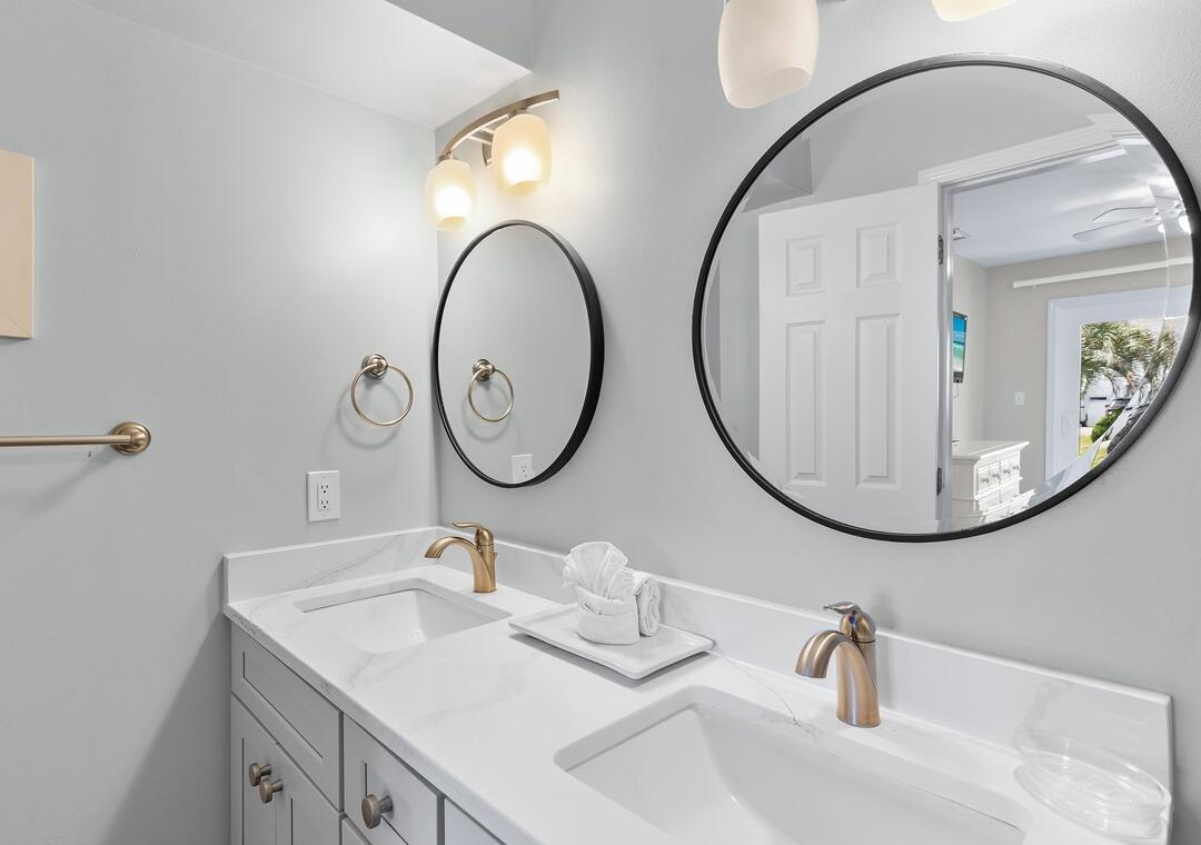 2800 Scenic Gulf Drive UNIT 4