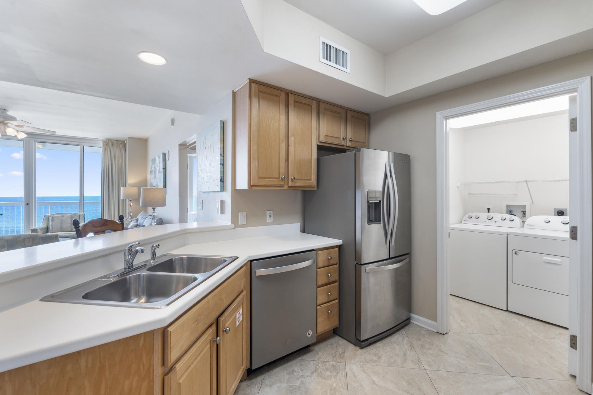 1050 E Highway 98 605E