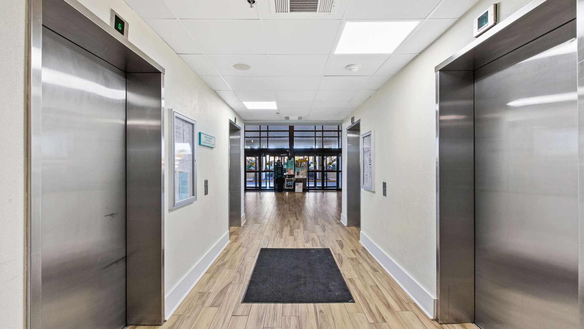 1040 Highway 98 E 811