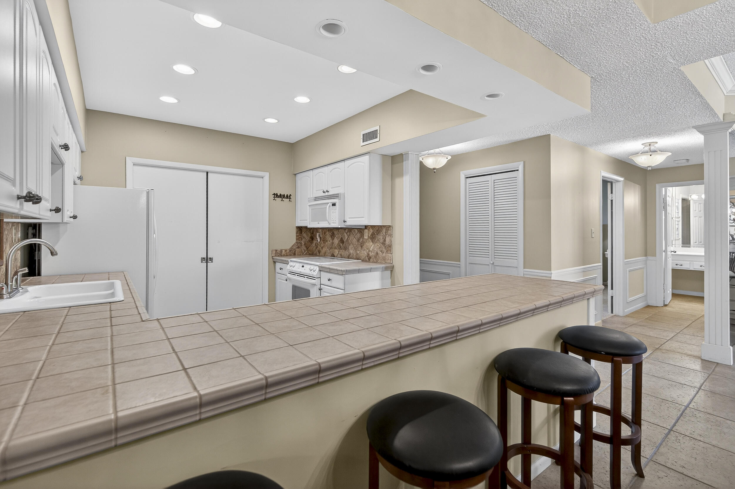 830 Gulf Shore Drive 5045