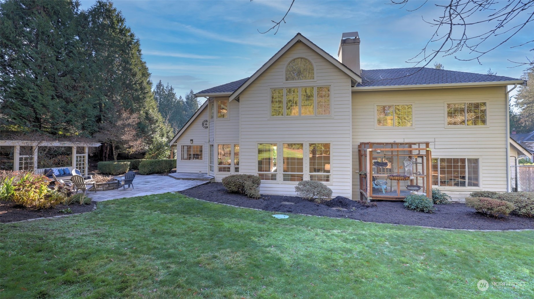 15704 223rd Avenue NE