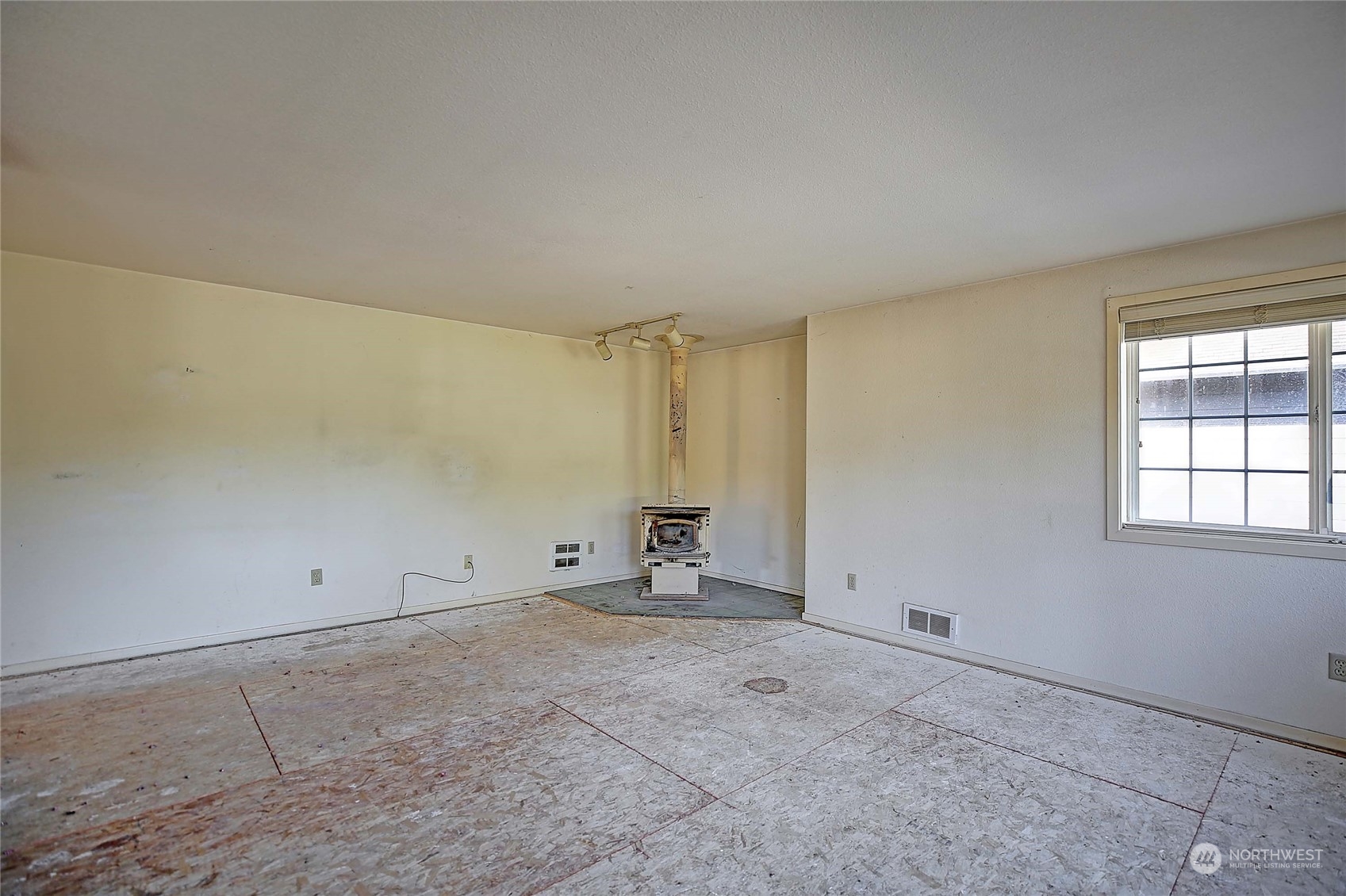 341 Edinburgh Drive