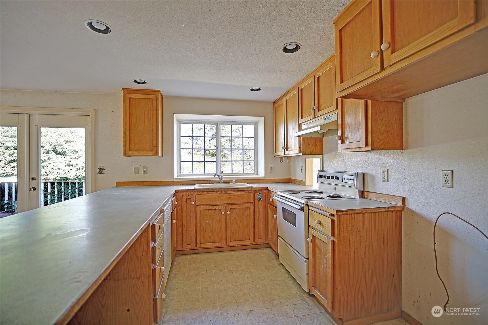 341 Edinburgh Drive