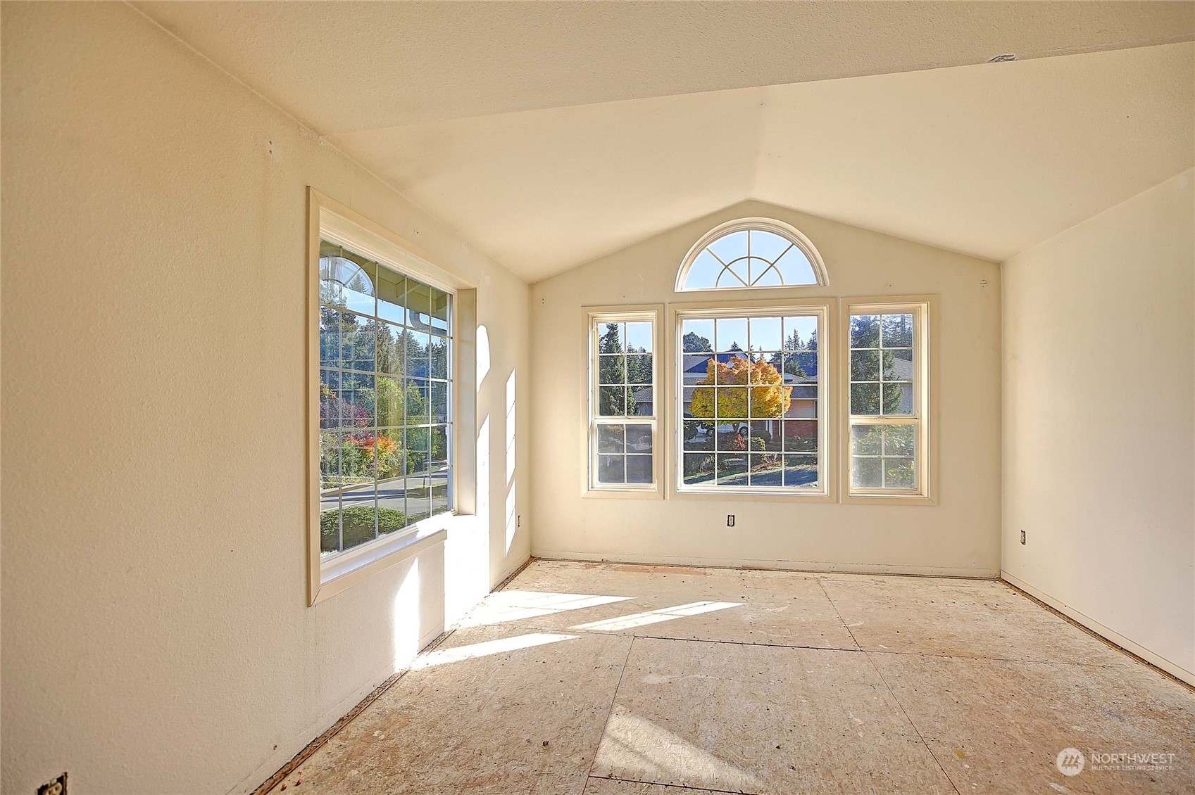 341 Edinburgh Drive