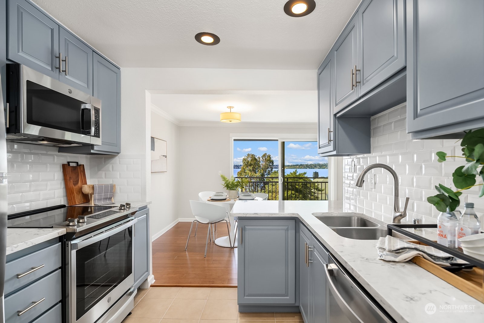 10104 NE 60th Street Unit: 120